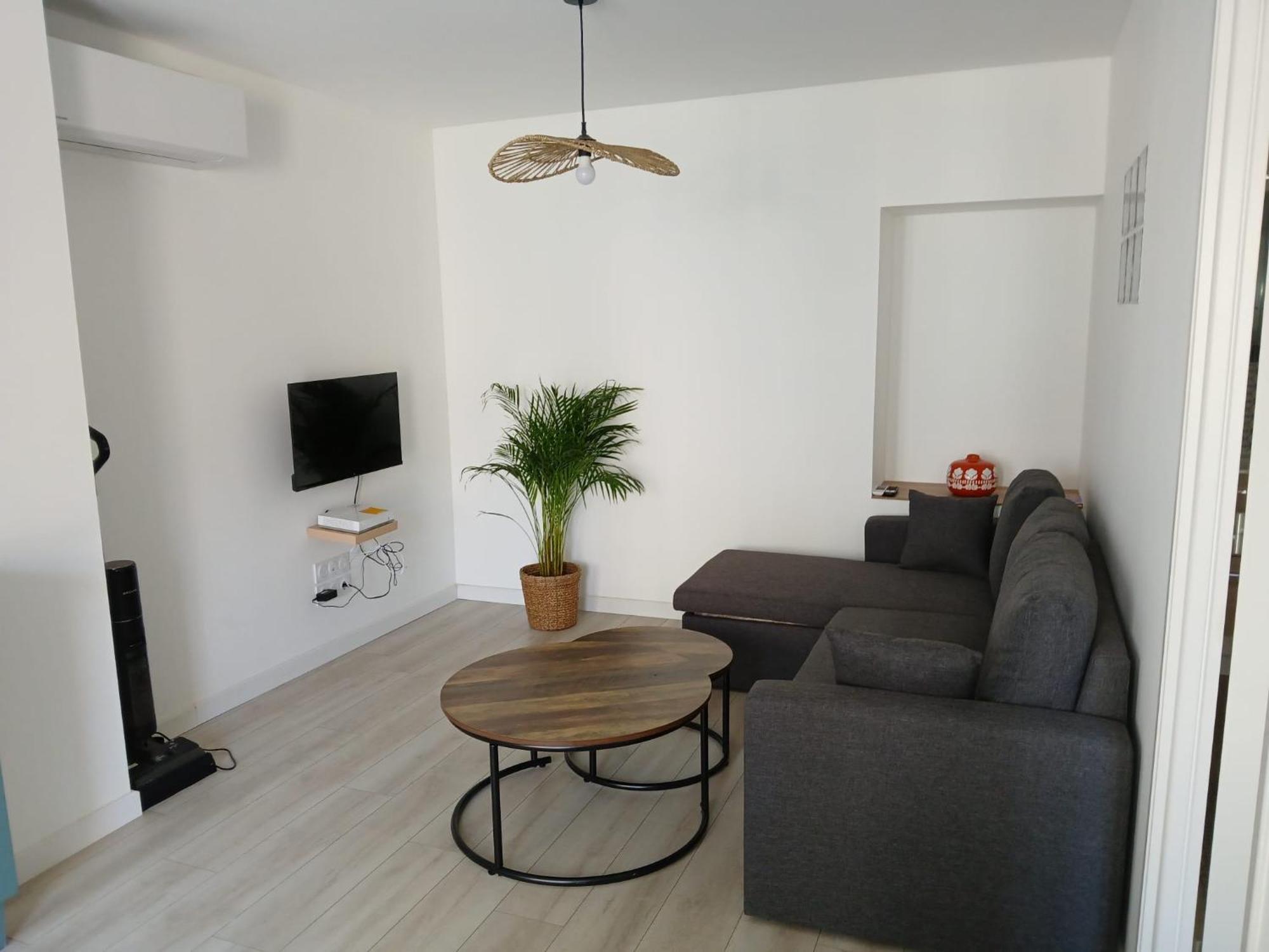 L Exotique Apartamento Marlieux Exterior foto